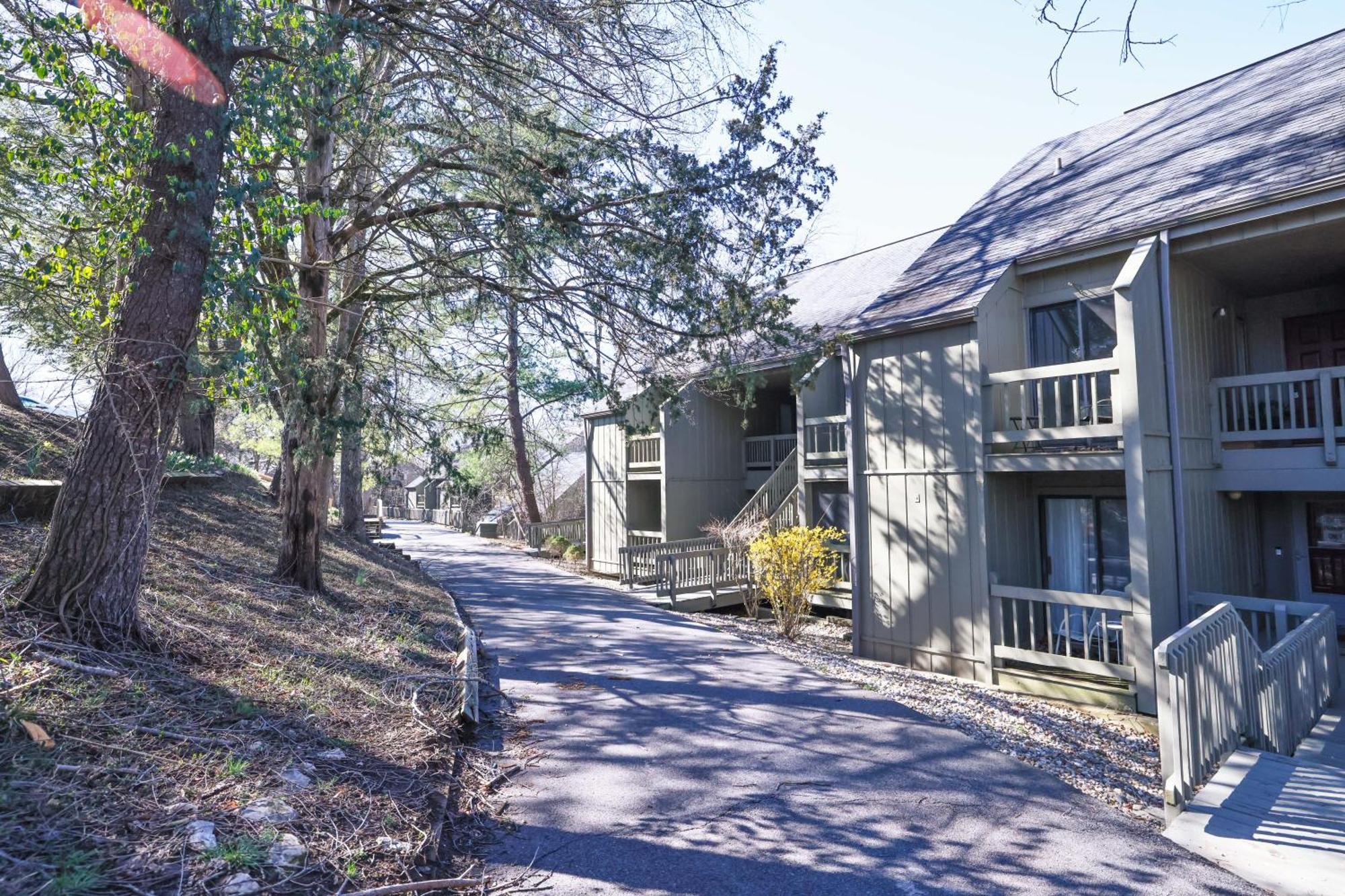 Cozy Retreat Golf, Lake & Nature At Beautiful Lake Monroe Bloomington Bagian luar foto