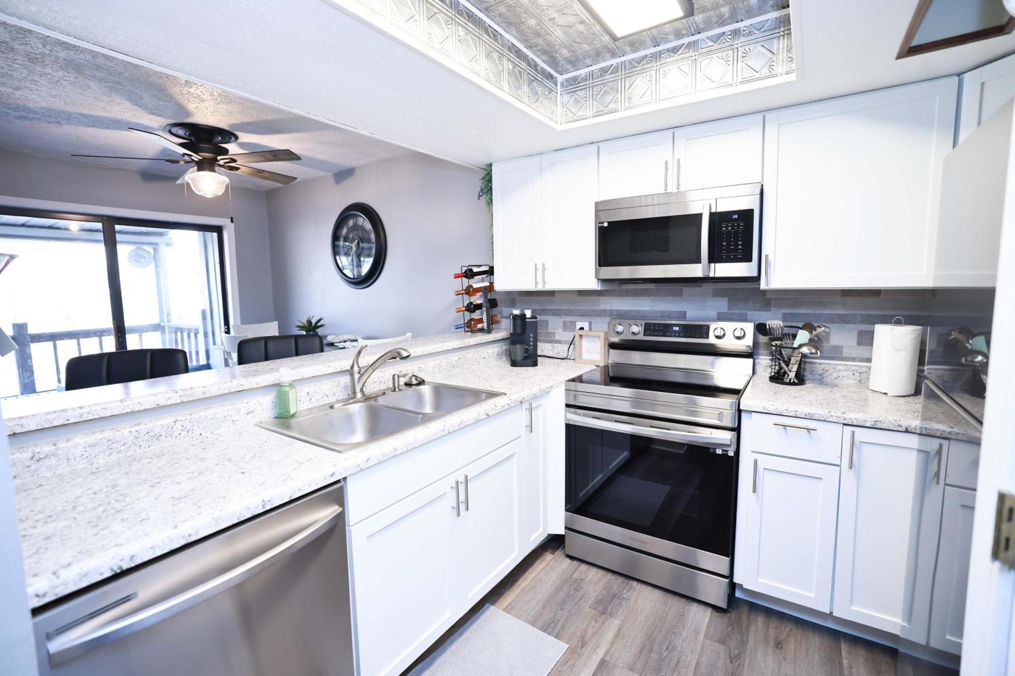 Cozy Retreat Golf, Lake & Nature At Beautiful Lake Monroe Bloomington Bagian luar foto